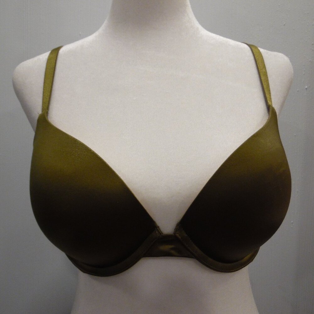 Victoria's Secret Very Sexy Push-up Underwire Bra Women's Size 36C